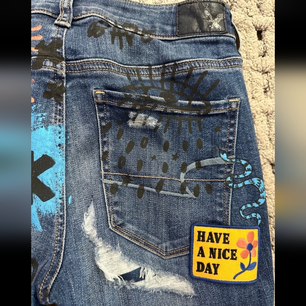 American Eagle Graffiti Artistic High Rise Jeggings Women's Denim with Patches